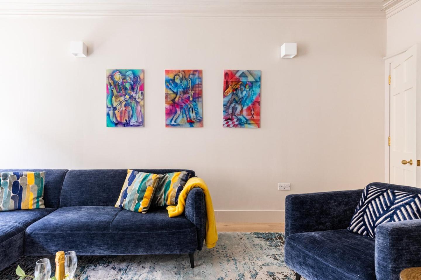 Russell House Suites 巴斯 外观 照片